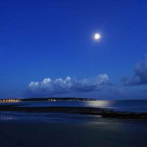 #sea #night #moon #clouds